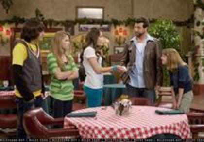 10179780_YZPZZTRZG - hannah montanah