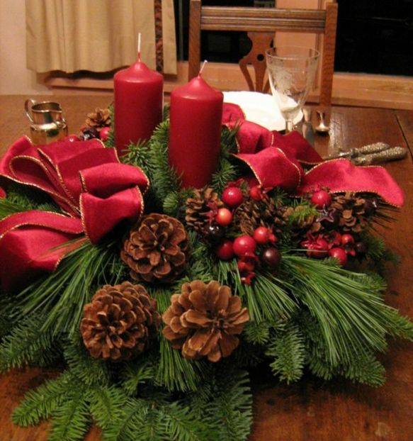 christmas-decoration-table-decoration-tap-red-candles - CRACIUN FERICIT
