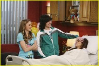 10778424_VHDCJUECC - hannah montanah