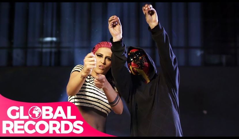 ∟ breatheme got ANTONIA feat. Carla's Dreams - Sună-mă; https://www.youtube.com/watch?v=cu2-FNksUJI
