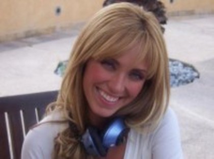 m_15456 - 00 Anahi 001