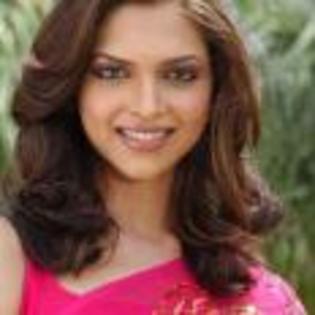 Deepika_Padukone_1254634982_0 - Om Shanti Om