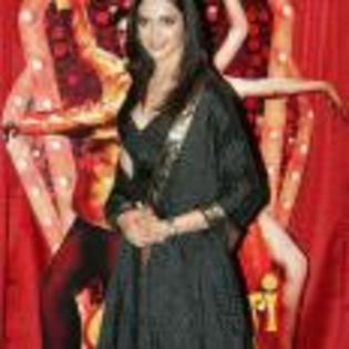 Deepika_Padukone_1254721719_2 - Om Shanti Om