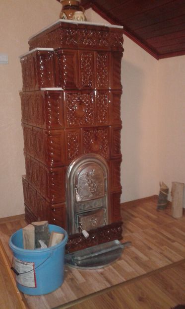 Soba mansarda; Sobe din teracota de calitate, construite ca la carte.
