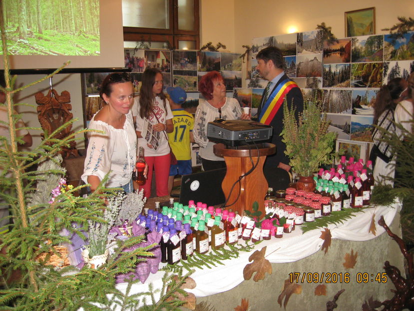 sau sirop si lichior de lavanda... - Toamna Cugireana