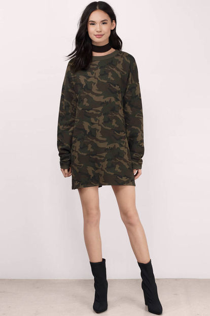 olive-kristy-camo-print-oversized-sweatshirt