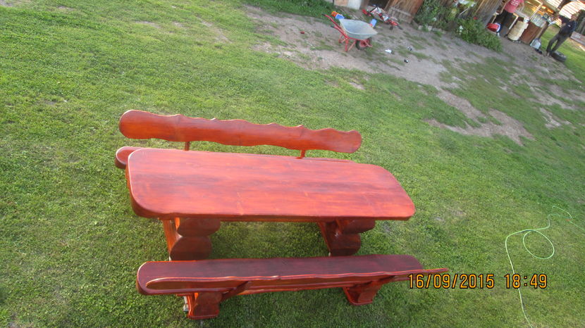 set banci  masa M