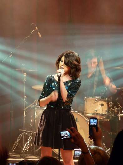 QTZDJRZSPRKBQAJXZAH - Selena in concerte