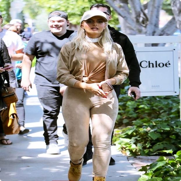 ♔　Fourth outfit- BradfordBadBoyx12