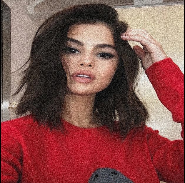 14.01 ·♡ ❝Stay close to anything that makes you glad you are alive.❞ - So in love with your eyes