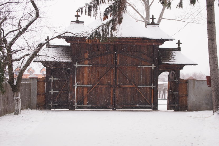 In ziua de Craciun 2015 - Manastirea Polovragi