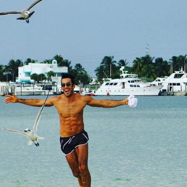  - Aaron Diaz