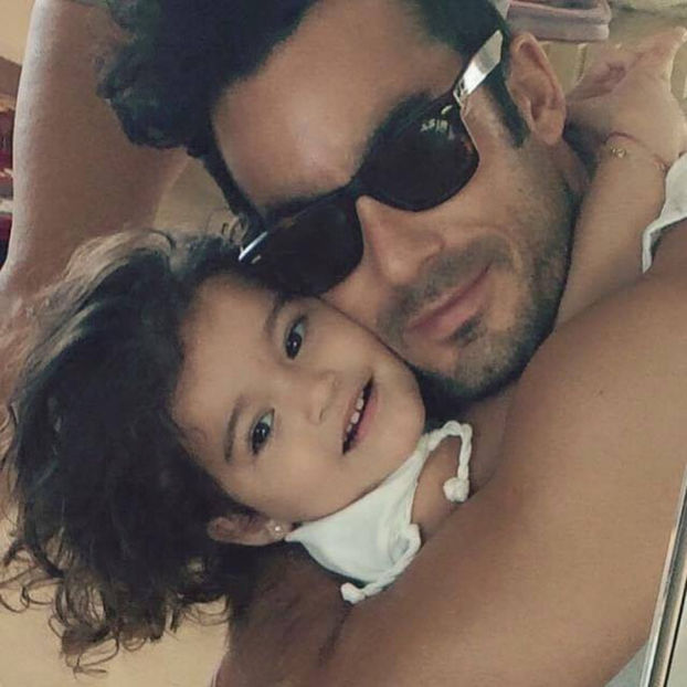  - Aaron Diaz