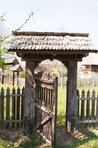  - Muzeul satului valcean