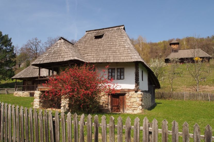  - Muzeul satului valcean