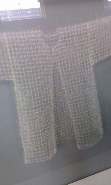 o haina interesanta realizata din puful de la papadie..:)) - muzeul de stinta a industriilor din Manchester