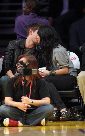 004 - Zanessa at the basketball game