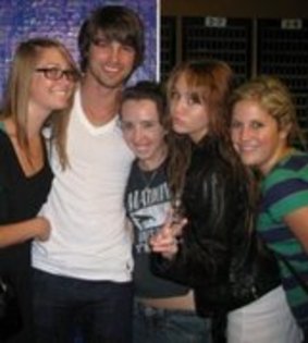 RGGFQZWLTDZXQSTVDCH - poze Miley rare