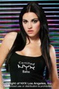 HAEIHBJBEBAKYSZLBAU - poze Maite Perroni