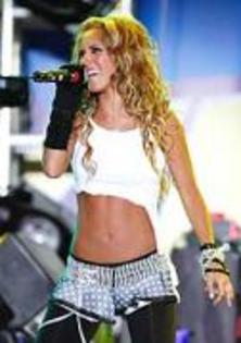 QNQTWVGKQHJFGGMCJKD - poze Anahi