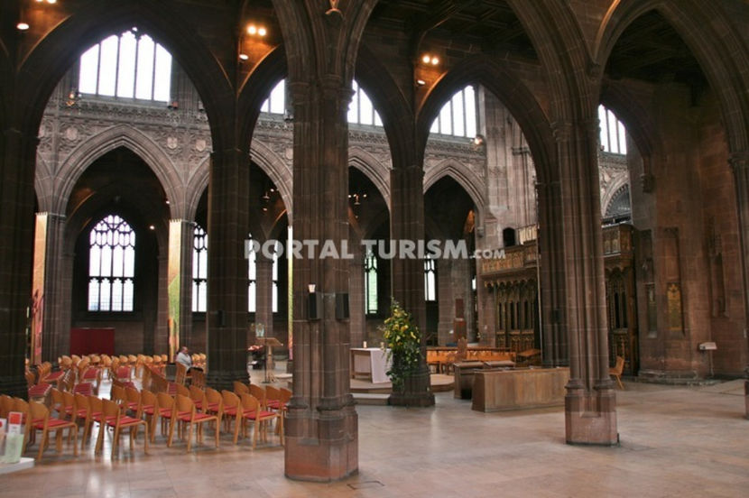 large_catedrala-manchester-2...locul de concerte - concert de Craciun