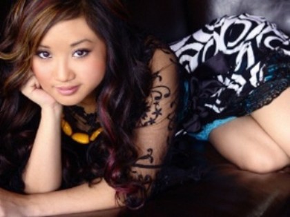 BRENDA SONG - POZE CU BRENDA SONG