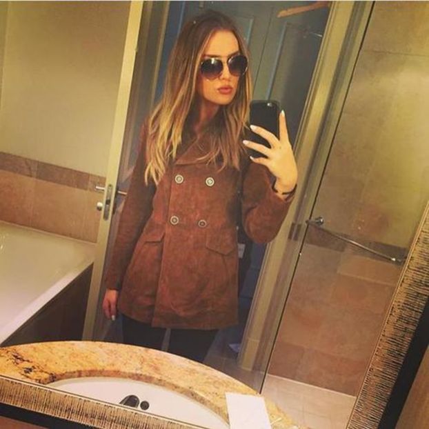 large (18) - perrie edwards