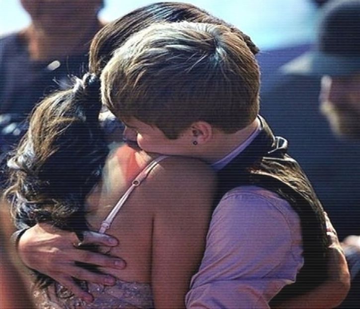 ╰　·•suoıʇuəʇuı̈❣͠ᶜ͠͠ʳ͠͠ᵘ͠͠ᵉ͠ˡ͠.; Uitați ce poză frumoasă ♥ Nici n-a trebuit să mă rog de tine. -Puiu - S01xEp04 - fighting naked bodies