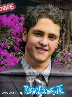 i251013913_84326_4 - Christopher Uckermann