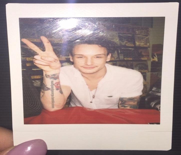 ╰　·•suoıʇuəʇuı̈❣͠ᶜ͠͠ʳ͠͠ᵘ͠͠ᵉ͠ˡ͠.; Tu de doi ani de zile numai maneaua asta o asculți ? -Austinel. - S01xEp04 - fighting naked bodies