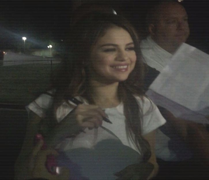 ╰　·•suoıʇuəʇuı̈❣͠ᶜ͠͠ʳ͠͠ᵘ͠͠ᵉ͠ˡ͠.; Nu mai poate, e prinsă cu gumă :). -Puiu. DAI REFRESH LA PAGINĂ. - S01xEp04 - fighting naked bodies