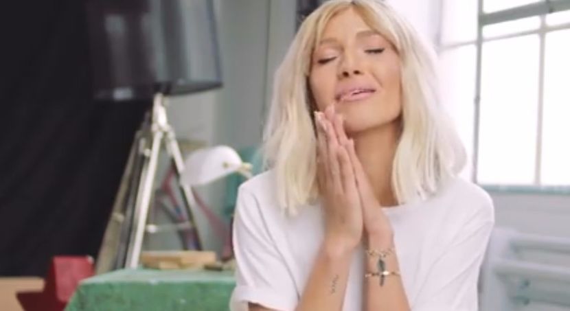 bandicam 2017-02-11 18-38-37-203 - a Alina - Ali poze noi dar puse recent 07