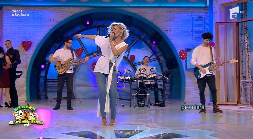 bandicam 2017-02-14 21-00-05-163 - a Alina - Ali poze noi dar puse recent 08 neata