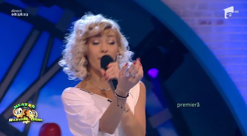 bandicam 2017-02-14 21-00-07-630 - a Alina - Ali poze noi dar puse recent 08 neata