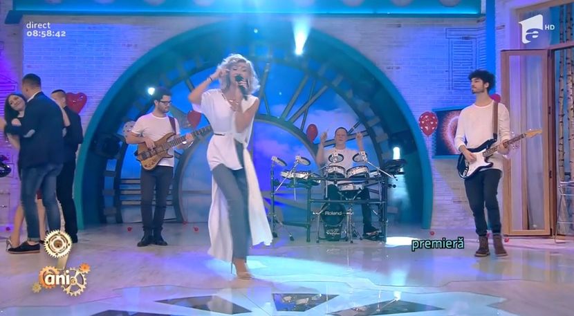 bandicam 2017-02-14 21-00-27-262 - a Alina - Ali poze noi dar puse recent 08 neata