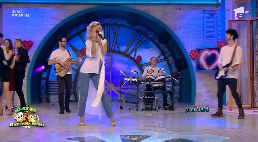 bandicam 2017-02-14 21-00-28-303 - a Alina - Ali poze noi dar puse recent 08 neata