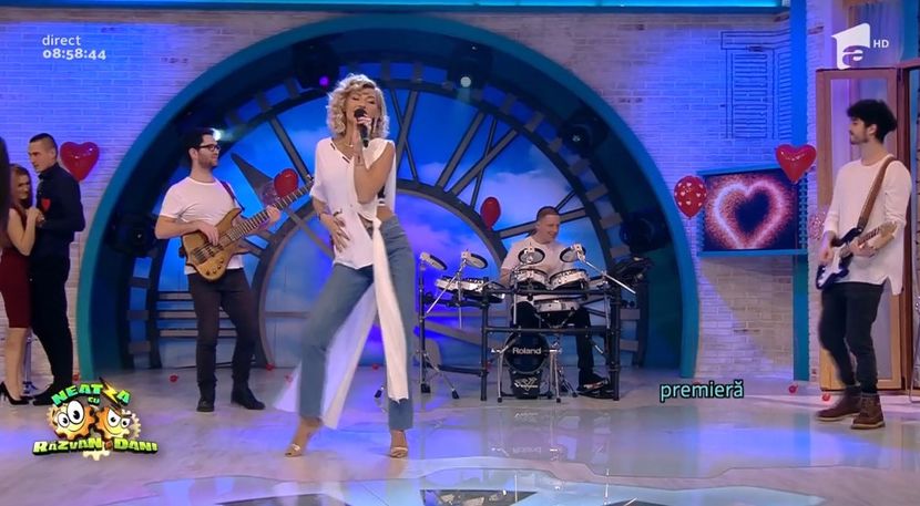 bandicam 2017-02-14 21-00-28-922 - a Alina - Ali poze noi dar puse recent 08 neata