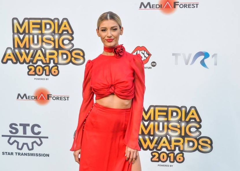  - 01 Alina - Ali - MMA