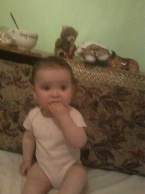 P03-07-14_21.12[01] - B - ALEXANDRA EMMA - FETITA MEA