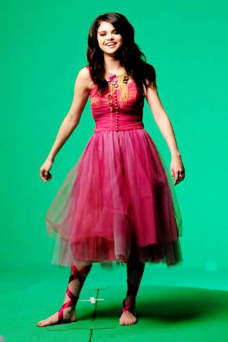 selena-naturally-set5 - poze cu vedete disney