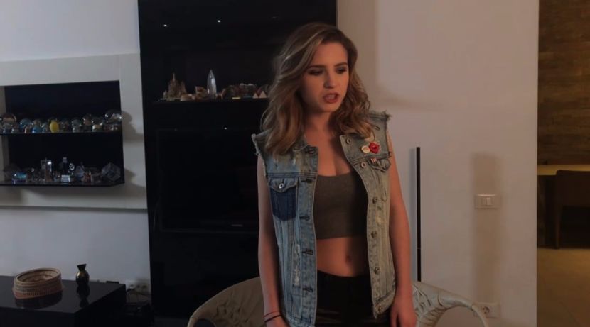 bandicam 2017-02-19 21-37-06-878 - d Criss - 3