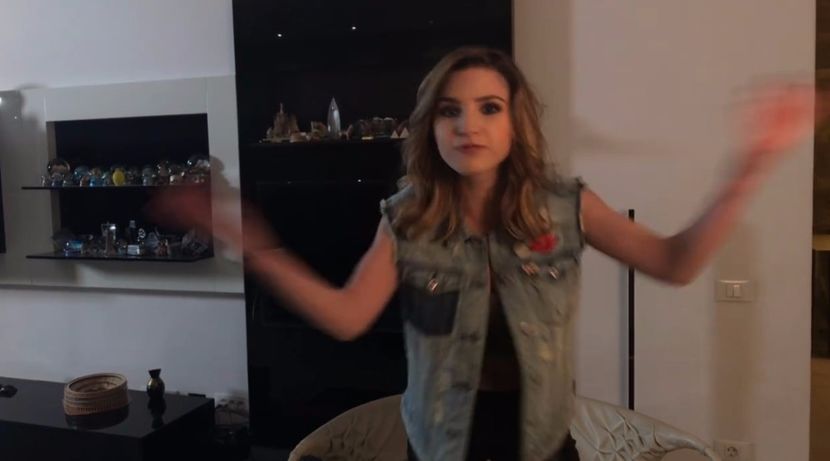 bandicam 2017-02-19 21-37-10-753 - d Criss - 3