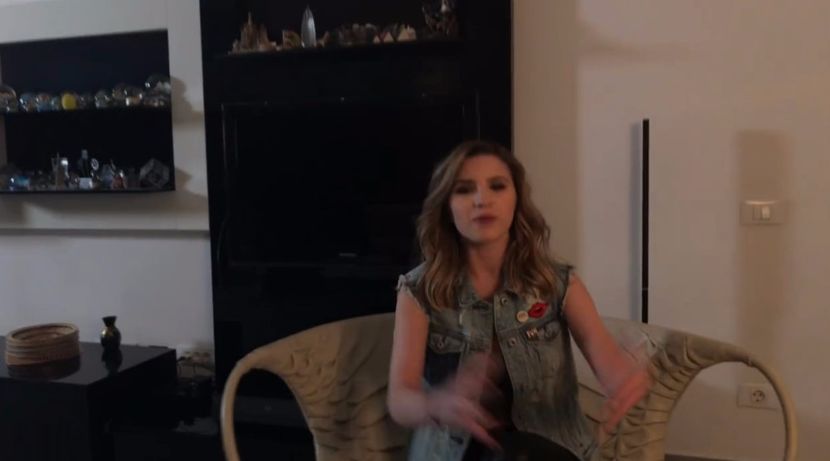 bandicam 2017-02-19 21-37-12-708 - d Criss - 3