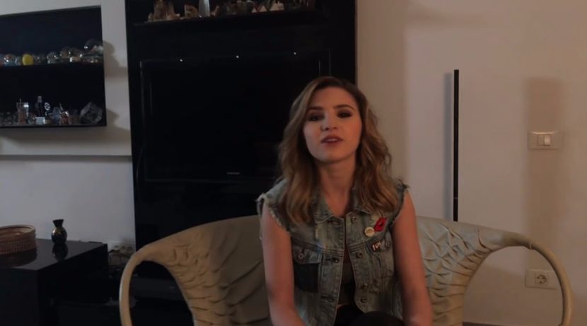 bandicam 2017-02-19 21-37-13-180 - d Criss - 3