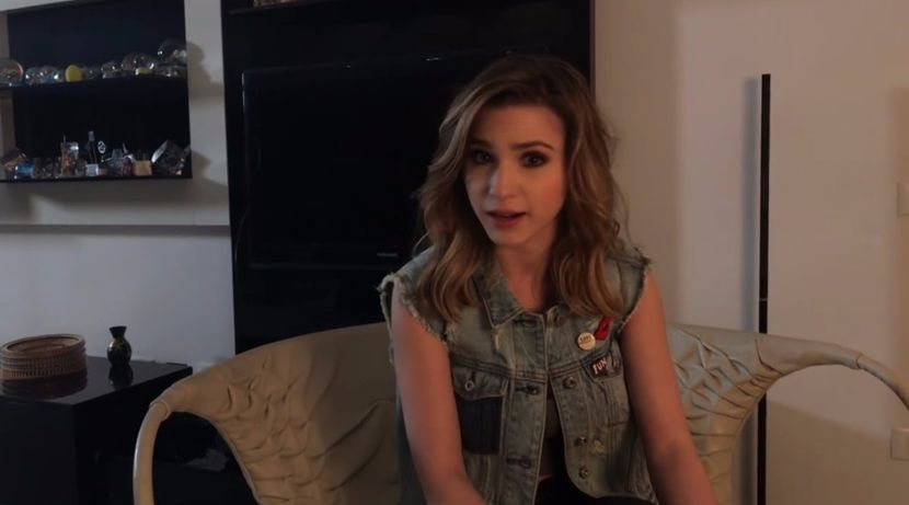 bandicam 2017-02-19 21-37-16-505 - d Criss - 3