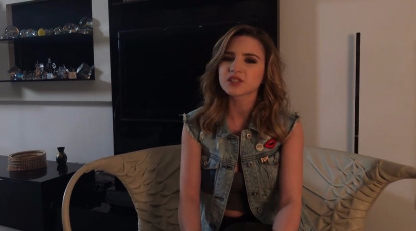 bandicam 2017-02-19 21-37-19-929 - d Criss - 3