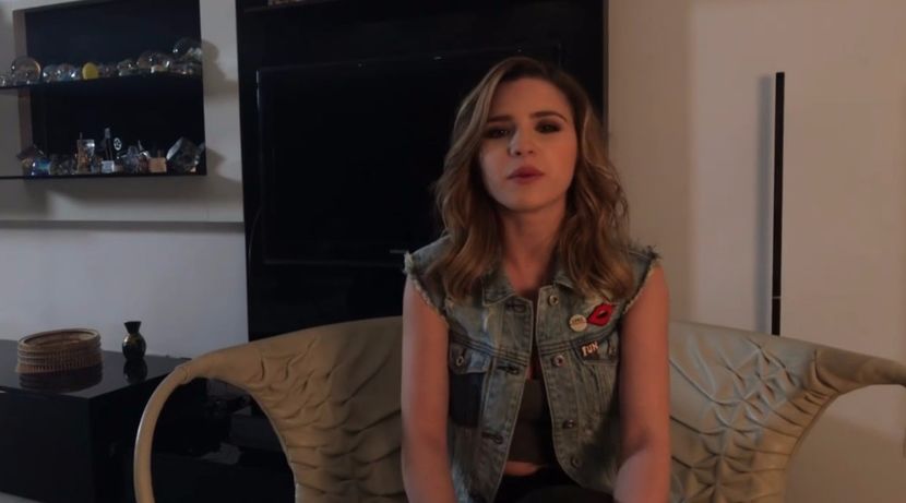 bandicam 2017-02-19 21-37-20-281 - d Criss - 3