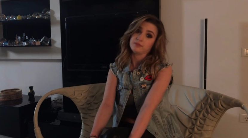 bandicam 2017-02-19 21-37-22-919 - d Criss - 3