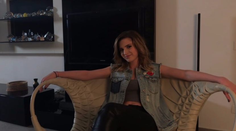 bandicam 2017-02-19 21-37-25-930 - d Criss - 3