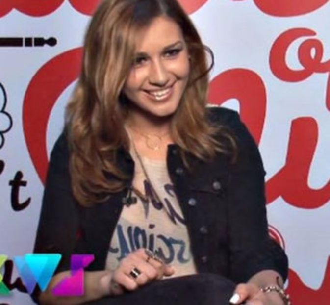 102635988_WHPUMJX - a Alina - Ali poze noi dar puse recent 07